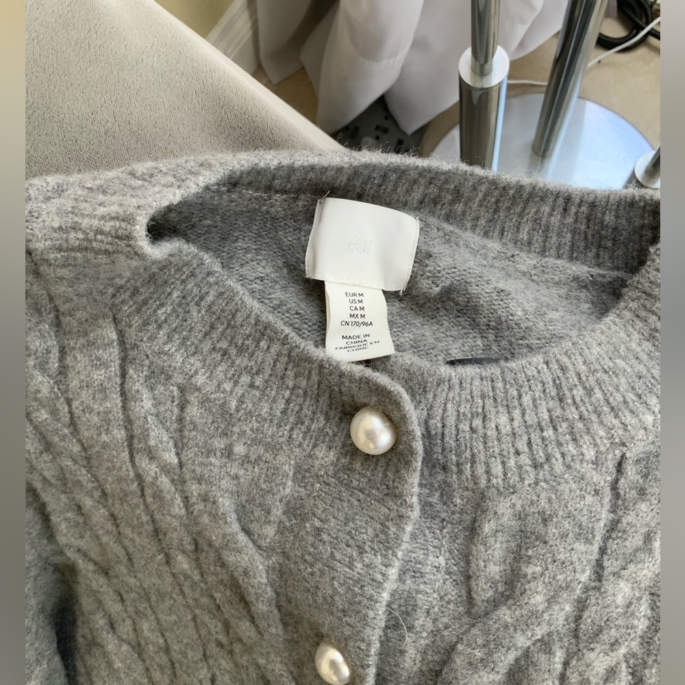 H& m Gray Cable Knit Sweater with Pearl Buttons